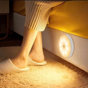 Conjunto de 6 Luminárias Adesivas para Decoração Interna Recarregáveis com Sensor de Presença